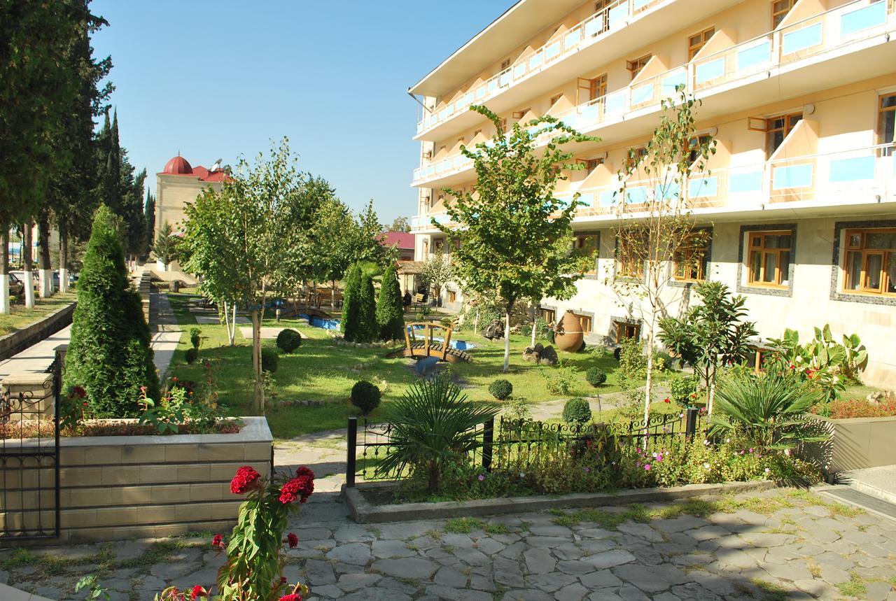 Zaqatala Hotel Εξωτερικό φωτογραφία